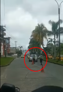 Hallaron piedra, machete y palo frente a oficiales de tránsito y violadores en Buenaventura - Noticias de Colombia