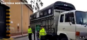 Unos 70 vehículos de Ecuador están retenidos en Colombia, desde ese país piden apoyo para su devolución - Noticias de Colombia