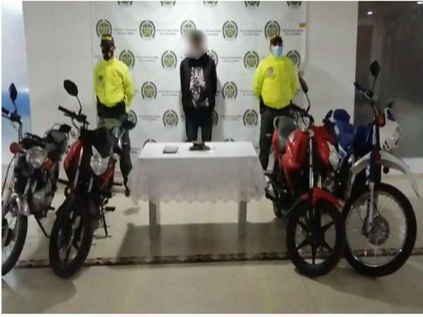 En un barrio de Pasto hallaron ‘bodega’ con motocicletas robadas - Noticias de Colombia