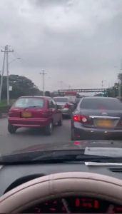 Automovilistas denuncian persistencia de atascos en la vía Cali-Jamundí