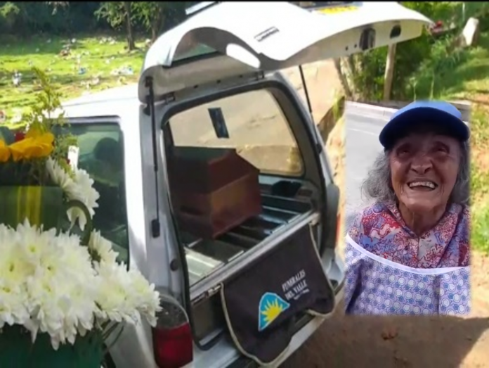 'Cucarachita', la vendedora de 104 años que murió sin apoyo estatal ni familiar: la despidieron los comerciantes del centro de Cali