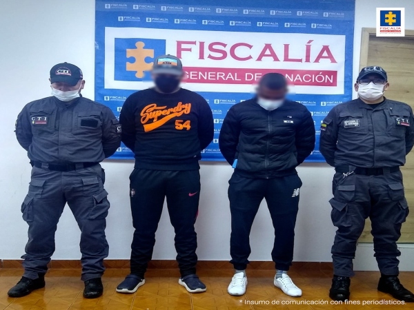Nuevamente policías de Nariño en líos: capturaron a dos por presunto secuestro extorsivo, hurto calificado y agravado 